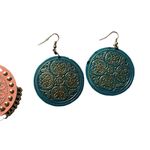 Bundle of womens earrings Blue Photo 2