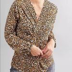 Buckle Black Surplice Cheetah Top Y27 Photo 0