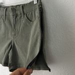 Rock & Republic  Mid rise side zipper kimber denim stretch shorts size 2 Photo 5