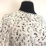 Joie NWT  Lissane White Floral Blouse Size Small Photo 3