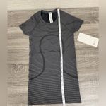 Lululemon Swiftly Tech Short-Sleeve Shirt 2.0
Hip Length - Spandex Black & White Stripe Photo 6