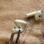 Apple AirPods Pro 4 A3055 No Box Photo 3