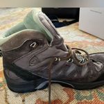 Salomon  hiking boots Photo 3