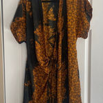 Nu New York  kimono tie‎ robe wrap gold
Black size M Photo 0