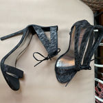 Stuart Weitzman NEW  Tynela Ankle Tie Sandal in Black Size‎ 9.5 Photo 2