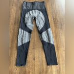 Thirdlove  Athletic Leggings - size L Photo 1