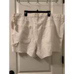 Universal Threads Universal Thread Women's Plus White Jean Midi Shorts Size 26 Photo 6