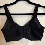 Knix Bra Padded V Photo 2