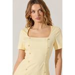 ASTR  The Label Pleated Mini Dress in Yellow Size Large Photo 2