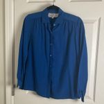 Charlotte Ford Blue Button Photo 5