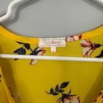 Stella Tweed  Yellow Floral Plunging Neckline Top Bell Sleeves Womens Size Medium Photo 4