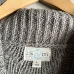 Jun & Ivy  boutique gray chunky cable knit turtleneck sweater Photo 2