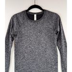 Lululemon Womens Sweater Gray Rest Less Ribbed Knit Thumbhole Pullover Size 6 Photo 5