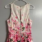 Maggy London  Floral Pink and White Casual Cocktail Dress Size 4 Photo 6