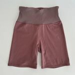 Vuori  Biker Shorts Womens XS High Rise Rib Studio Pepper Stretch Yoga Athletic Photo 1