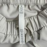 Lululemon  On The Fly Skirt Woven Wrinkle Free Unlined‎ Silverstone Grey Size 6 Photo 6