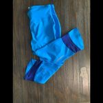 Under Armour  UA blue/purple Compression Capri leggings Size S Photo 2
