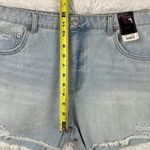 No Boundaries NWT.  Destructed midi short. High rise. Size 17 Photo 5