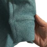 Zenana Outfitters pullover top size small Photo 2