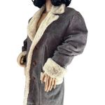 American Vintage Vintage Sheepskin Shearling Coat in Gray and cream 3 button closing Kentfield XL Photo 8
