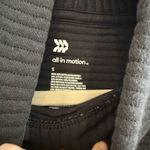 All In Motion  Target Ribbed Mockneck Zipper Black Pullover Sweatshirt Size Small Photo 4