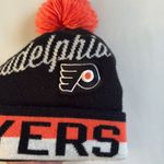 NHL Philadelphia Flyers Beanie Hat Pom Pom Orange Black Hockey CCM Photo 2