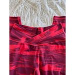 Alphalete Surface Power Legging Infrared Canvas Camo
Size Medium Photo 2