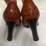 Tod's Tod’s Brown Leather Fringe Loafer Pumps Photo 6