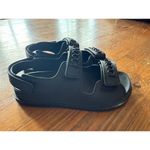 ICCON Cris Cavallari Icconic Velcro Strap Dad Sandals in Black, sz 245 [7.5] Black Photo 2