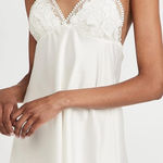 Flora Nikrooz NWT  Cream Lace Chemise Photo 0
