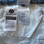 Levi's NWT Women's Mid Length Classic Blue Jean Shorts with Frayed Hem Size 28 Photo 7