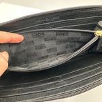 Michael Kors Black Wallet Photo 8