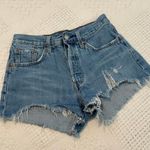 Levi's 501 button fly jean shorts distressed cut offs 25 W25 SH2 4374 Photo 7