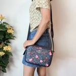 Coach NWT‎  Jamie Camera Bag In Signature Canvas With Cherry Print Photo 6