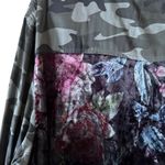 Tribal Jeans Camo/velvet floral back pannel button up tunic Bohemian Rockstar Size XL Photo 4