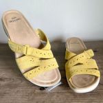 Earth Origins Shantel Women's Yellow Sandal Size 8.5 SKU#B33-108 Photo 0