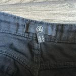 Missguided Misguided black jean shorts Photo 2