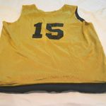 Women’s reversible pinnie Gold Size L Photo 3