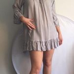 Top or dress off the shoulder or up bell sleeves and cute drop ruffle hem Size 14W Photo 1