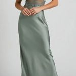 Morrisday The Label Dusty Green Satin Lace V Photo 0
