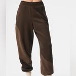 Alo Yoga  Make Waves Sweatpant Photo 9