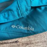 Columbia Omni Shade Button Up Shirt Size Medium Photo 3