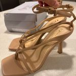 VICI Square Toe Camel Heels Photo 0