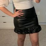Zip Back Ruffle Hem PU leather Skirt Black Size M Photo 6
