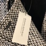 Banana Republic  Black and White Trench Coat size M brand new length 30” bust 36” Photo 3