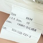 Robin Jillian bridal B934 embellished wedding gown + veil White Size M Photo 9