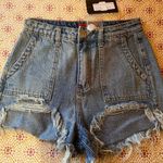 Boutique Jean Short Photo 0