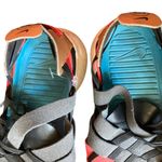 Nike  Women's Roshe Run Woven 2.0 N7 Sneaker Size 7 Photo 3