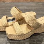 On 34th Cream Platform Espadrille Sandals Size 9 Photo 2