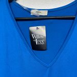 Willow Tree Vibrant Blue V Photo 1